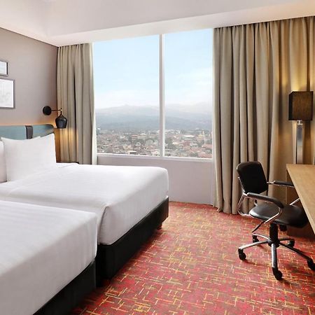 Mercure Bandung Nexa Supratman Ngoại thất bức ảnh