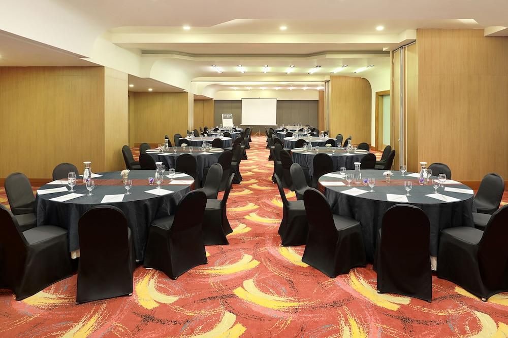 Mercure Bandung Nexa Supratman Ngoại thất bức ảnh
